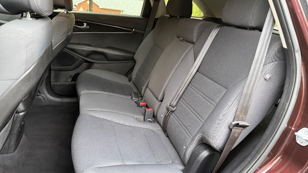 2016 Kia Sorento LX - Photo 13